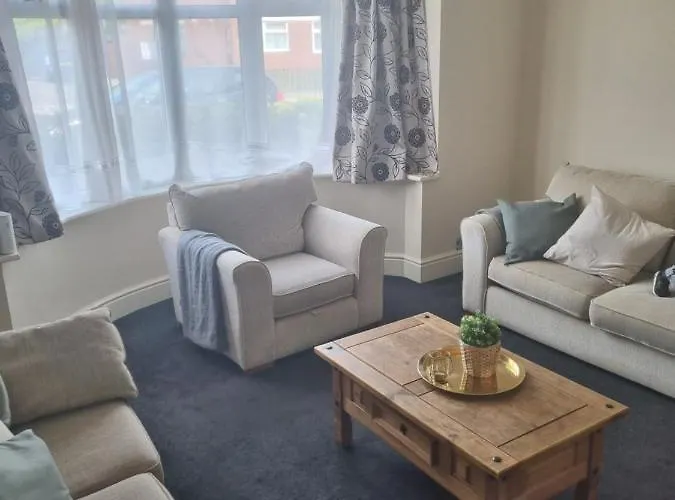 Lovely Residential Home 2 Bed Apartments