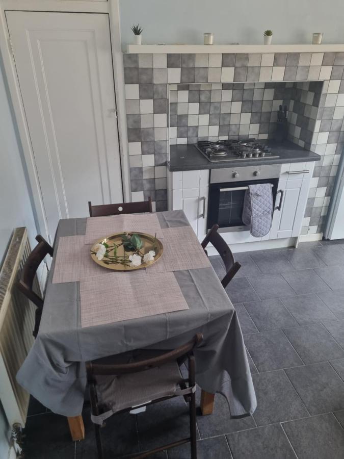 Lovely Residential 2 Bed * Goodmayes